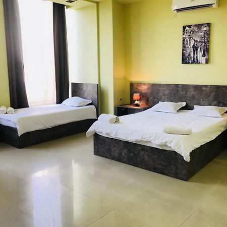 Tiflis Avlabari Hotel Esterno foto
