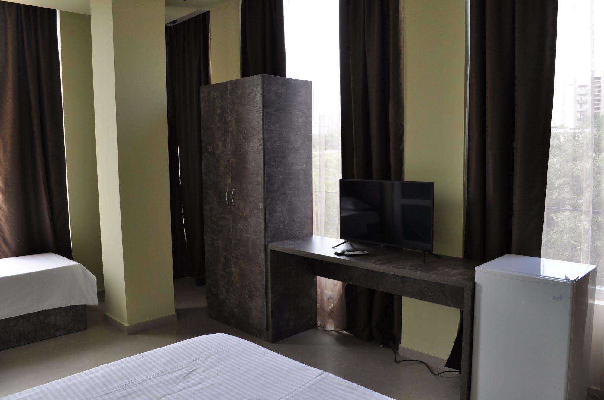 Tiflis Avlabari Hotel Esterno foto