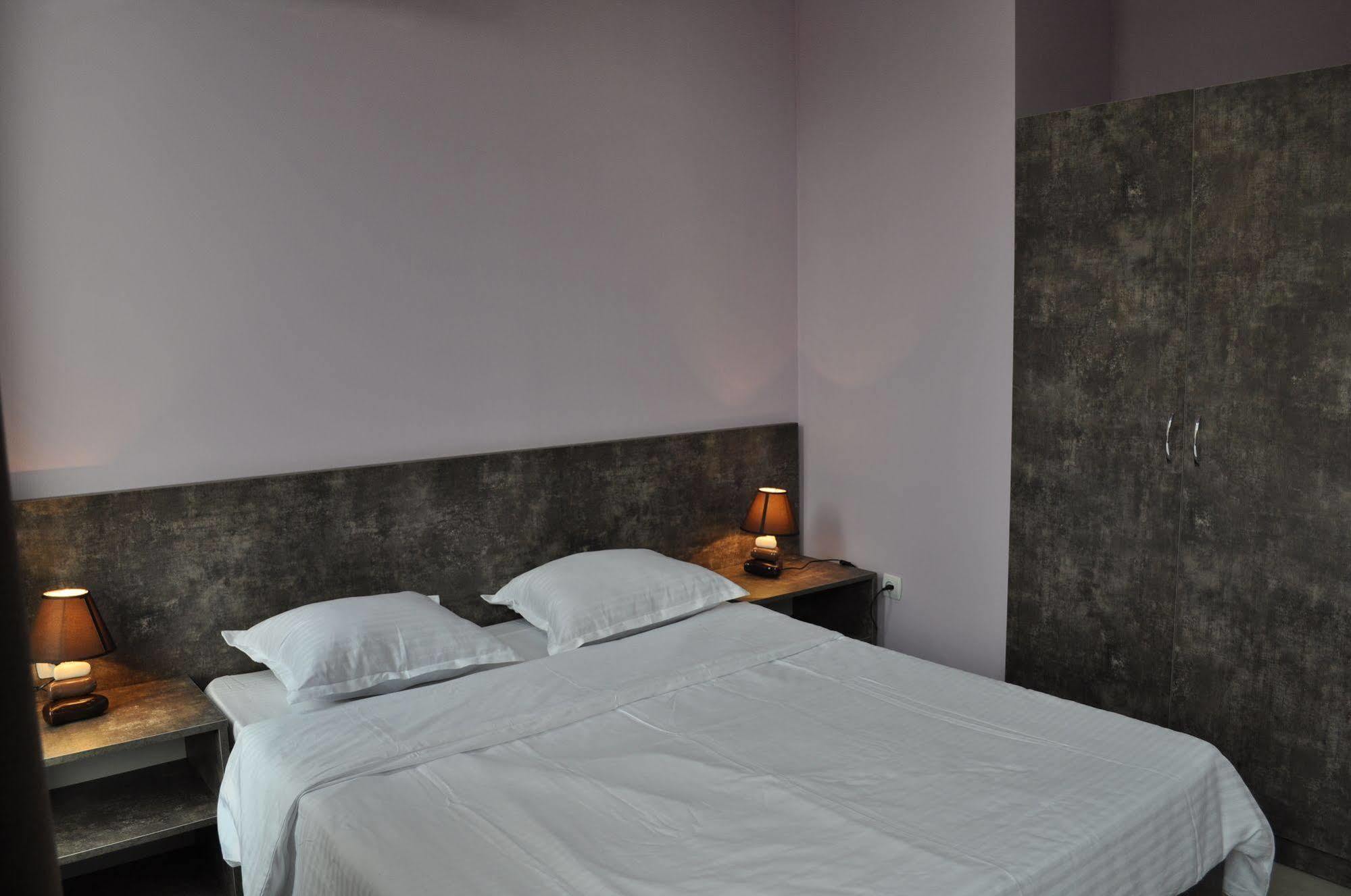 Tiflis Avlabari Hotel Esterno foto