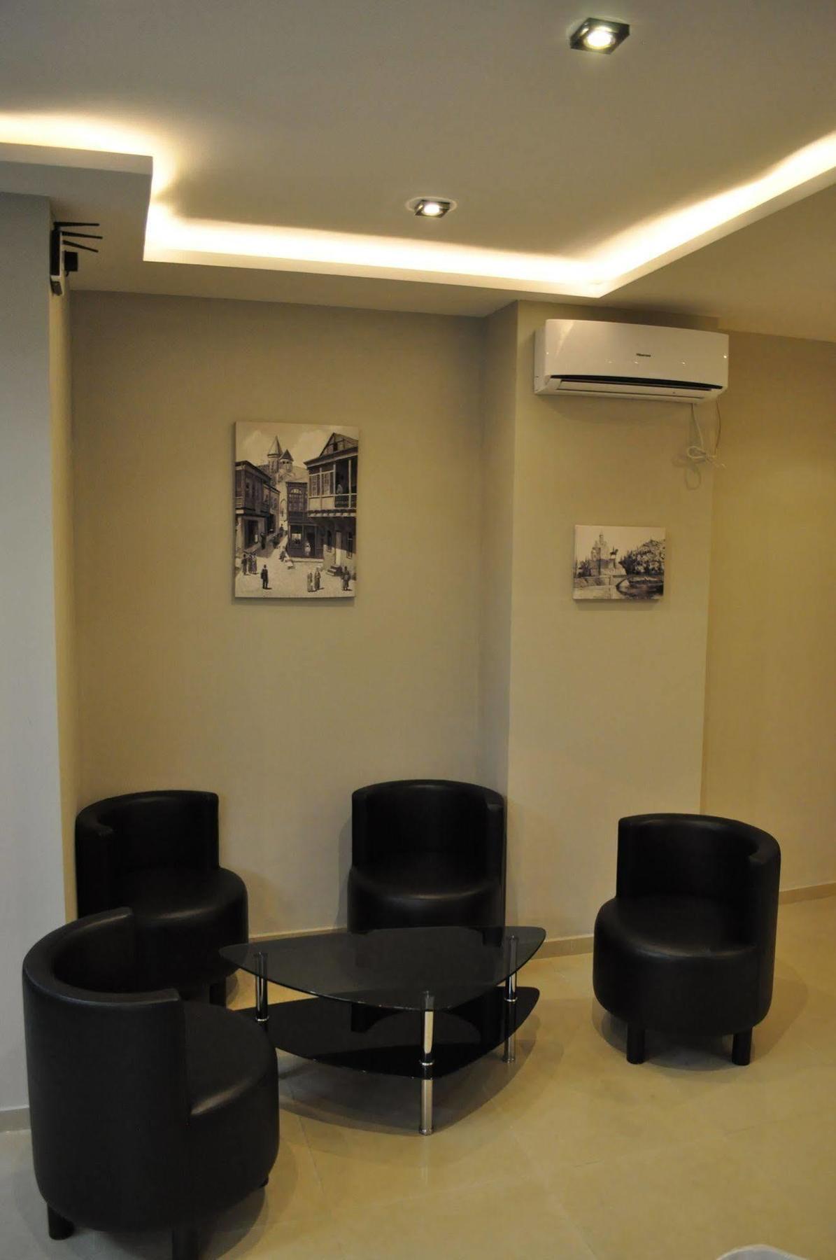 Tiflis Avlabari Hotel Esterno foto