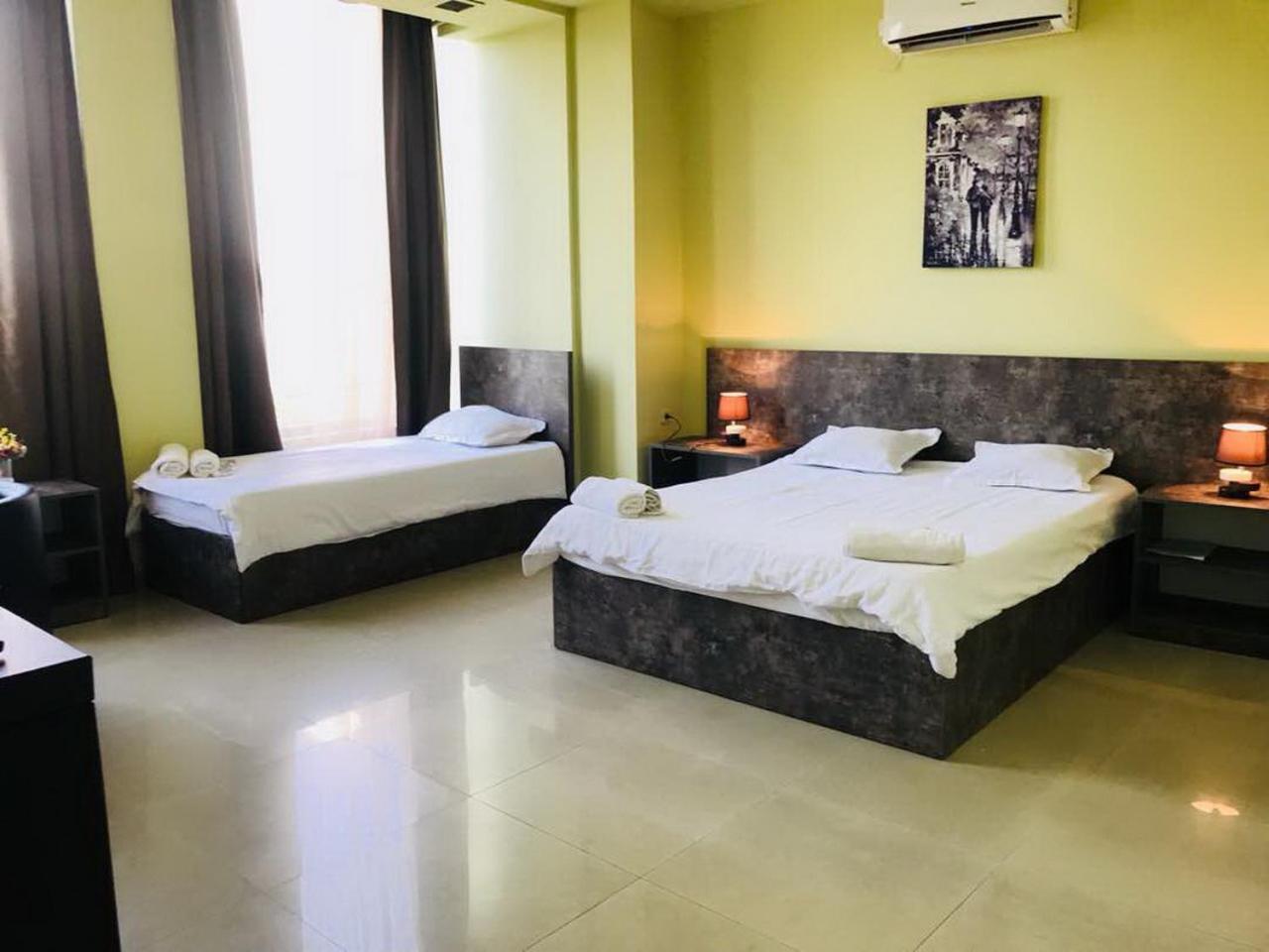 Tiflis Avlabari Hotel Esterno foto
